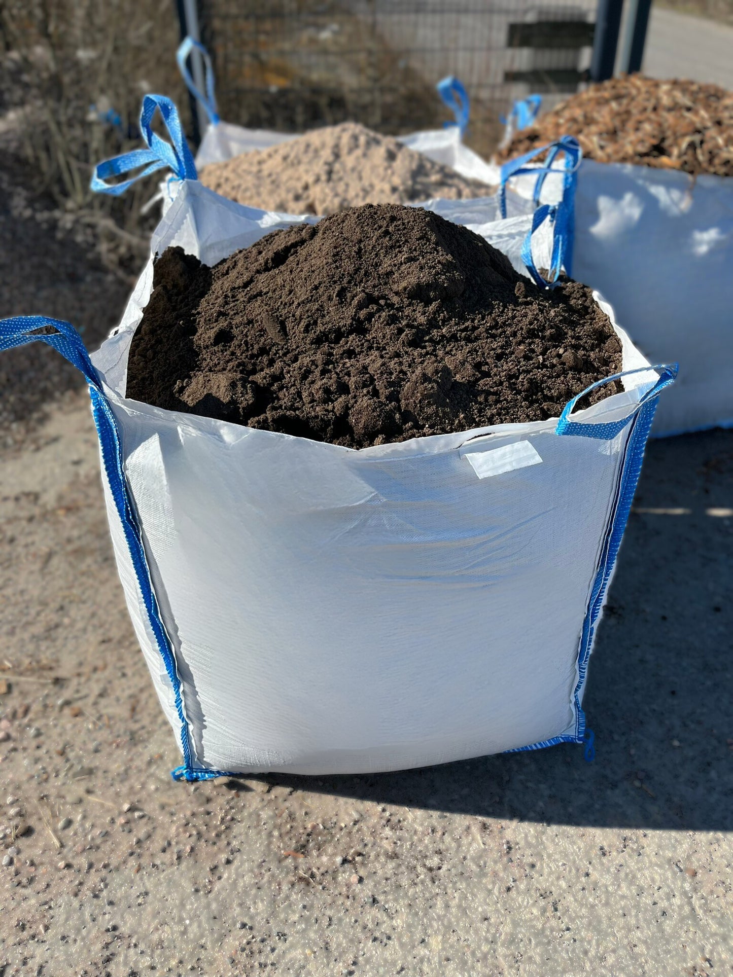 Istutusmulta 500 l tai 1000 l suursäkissä | Multatuli